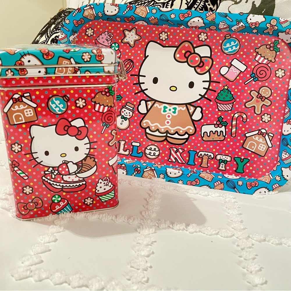 Hello Kitty Red and Teal Tin and Platter Set